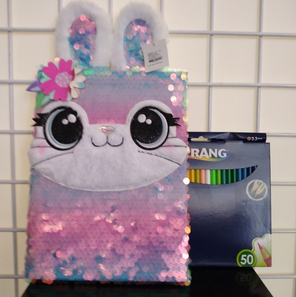 Accessories - 🆕 Rabbit Sequins Sketchbook with 50 Colored Pencils